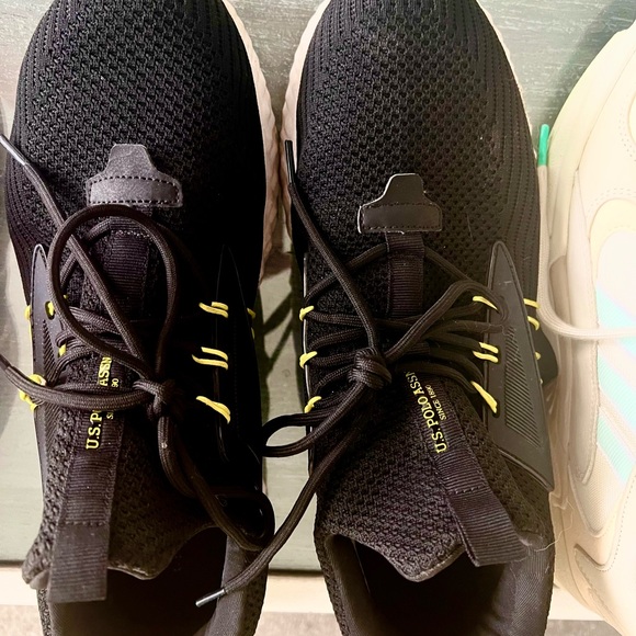 3 great pair of sneakers. Size 12 except for the blue. That is size 13 - Picture 3 of 4